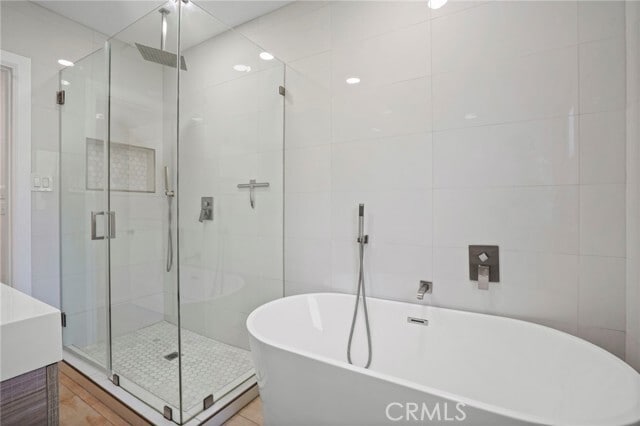 Building Photo - 3272 Craig Dr