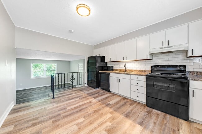 Building Photo - 522 Eastmoor Blvd