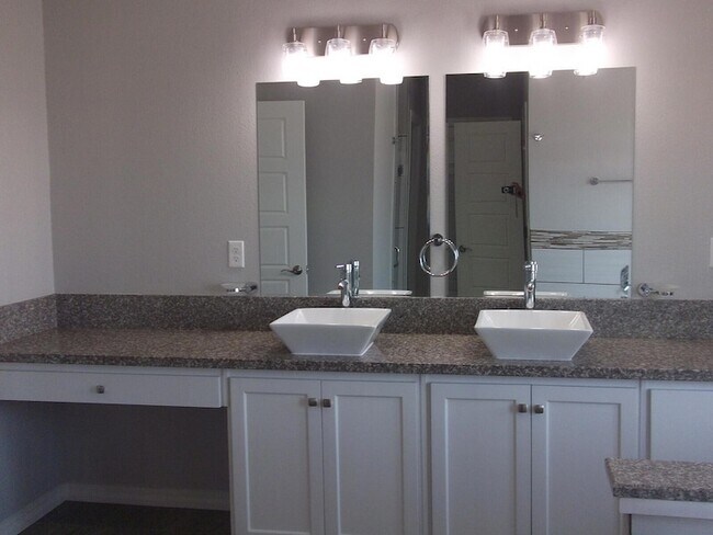 Building Photo - 12249 Gaudi Way