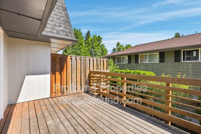 Building Photo - 6030 SW 130th Ave