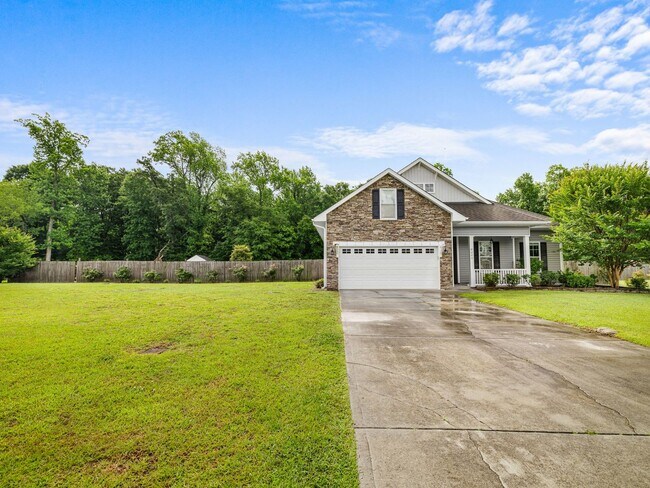 Building Photo - Blue Creek Farms!