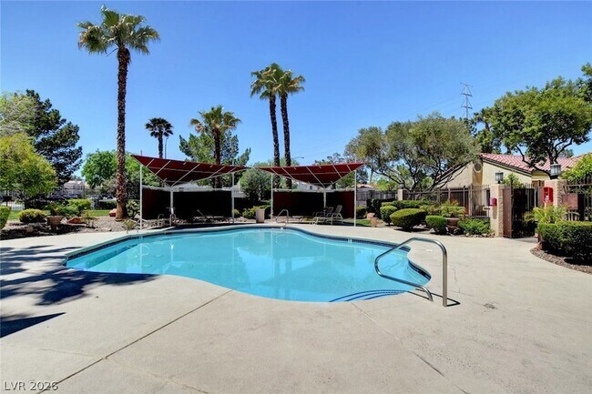 Building Photo - 7885 W Flamingo Rd