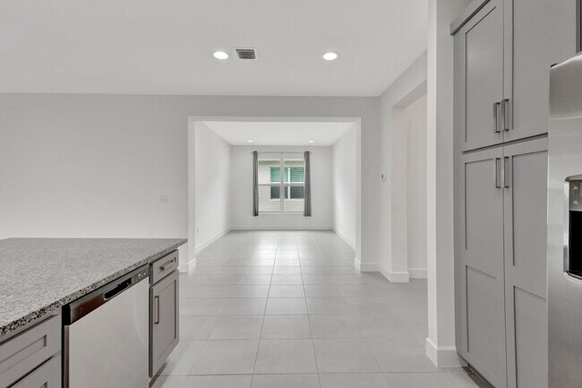 Building Photo - 13382 SW Ibis Shores Rd