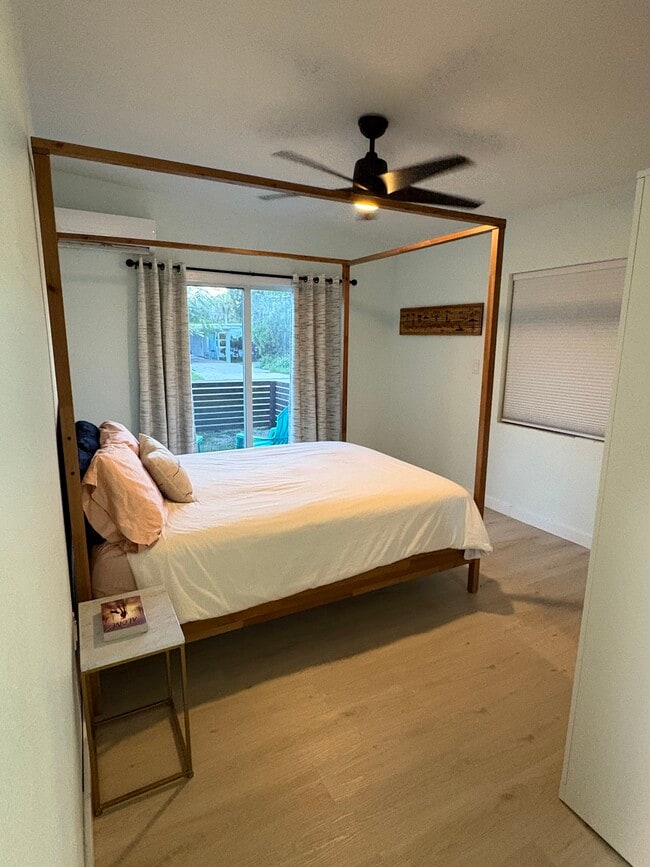 Building Photo - 7705 Poinsetta Ave