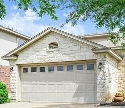 Building Photo - 921 Gentry Dr