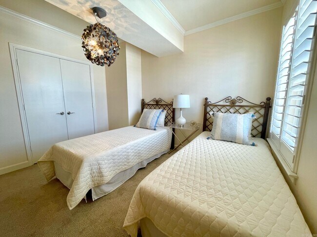 Building Photo - 523 S Louisiana St