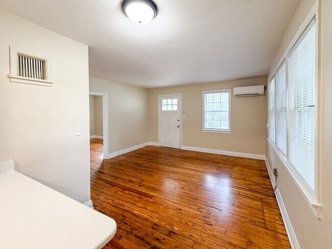 Building Photo - 0967 - Highland Pines