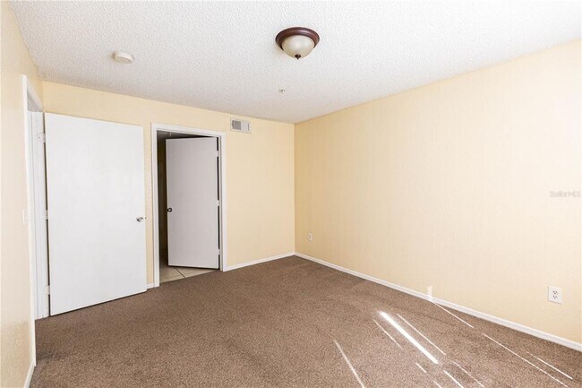Building Photo - 2208 Antigua Pl