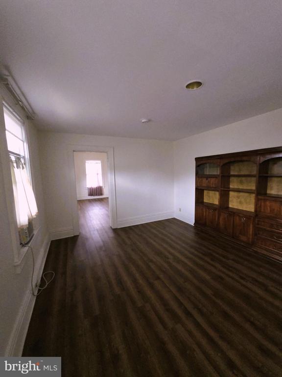 Building Photo - 203 Greene St