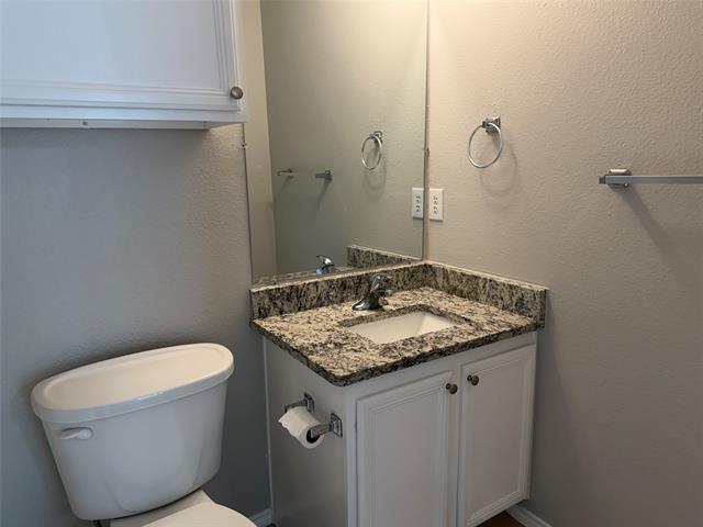 Building Photo - 3332 Navaro St