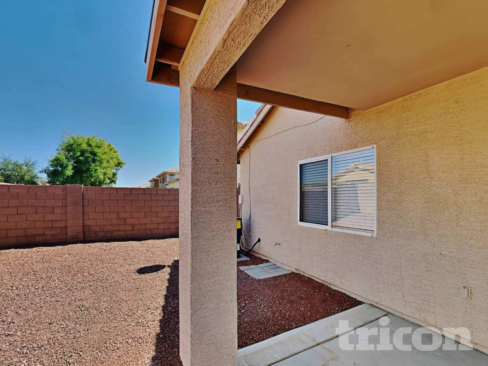 Building Photo - 12008 W Rosewood Dr