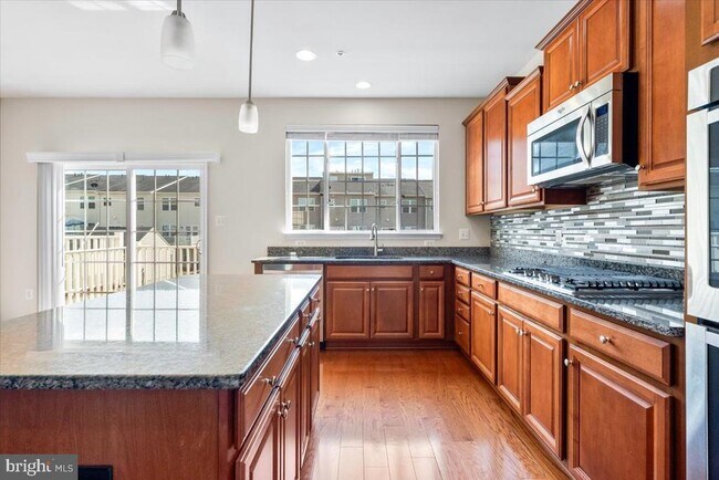 Building Photo - 6395 Walcott Ln
