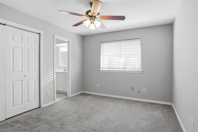 Building Photo - 2212 Valcourt Dr