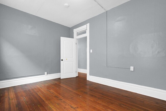Building Photo - 171-173 N 18th St