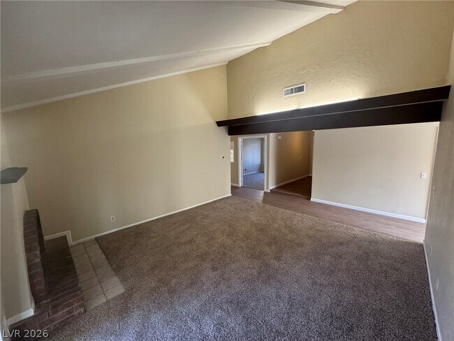 Building Photo - 4171 Victoria St