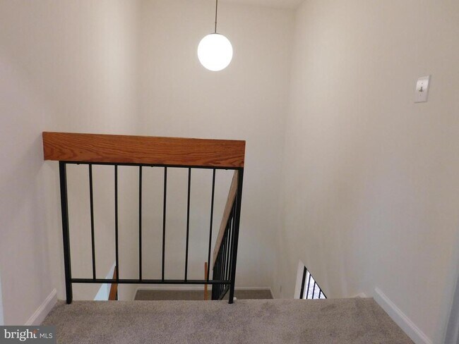 Building Photo - 2130 Cartwright Pl