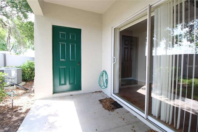 Building Photo - 10832 Savannah Wood Ct