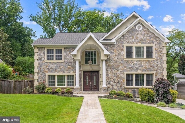 Building Photo - 6005 Selvyn Rd