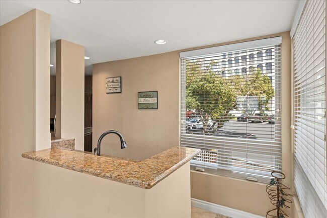 Window facing back - 935 Genter St