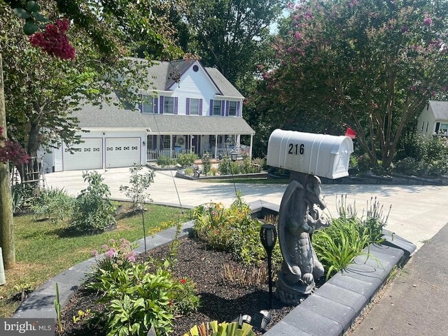 Building Photo - 216 Stern Cove