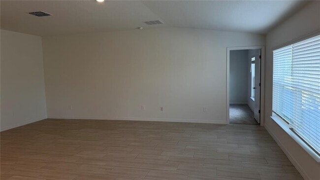 Building Photo - 1629 Tropical Oasis Ave