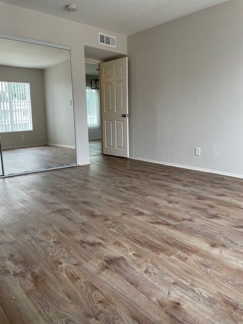 Building Photo - 20235 Keswick St