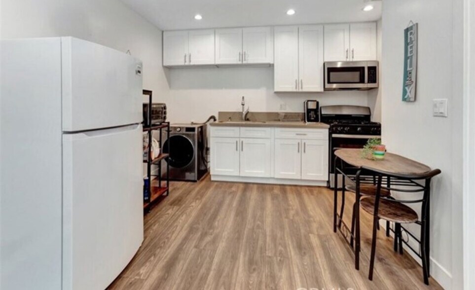 Building Photo - 24019 Sylvan St