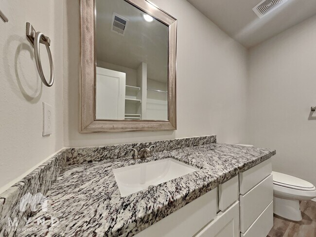 Building Photo - 11731 Miller Cir