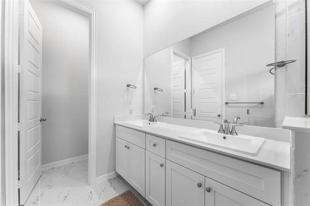 Building Photo - 7541 Sheboygan Ave