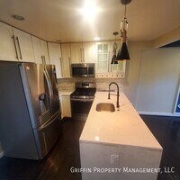 Building Photo - 302 63rd St NE