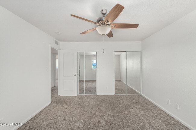 Building Photo - 3418 S Oak St