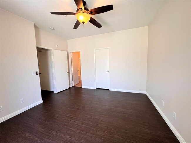 Building Photo - Beautiful 2 Bedrooms, 2 Baths Condominium with Attached Garage in Rancho Cucamonga.