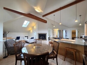 Building Photo - 4461 Waters St