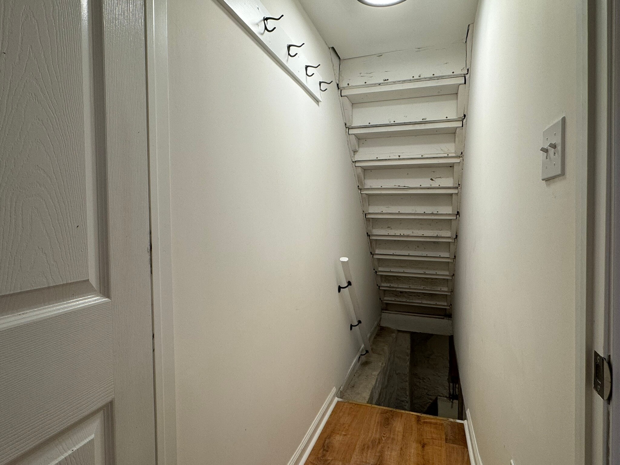 Building Photo - 16 Sycamore St