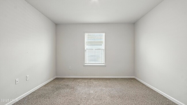 Building Photo - 6488 Slabinski Ln