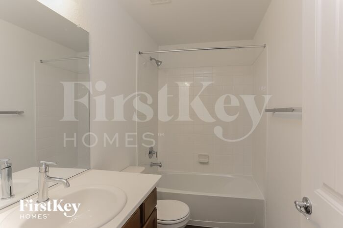Building Photo - 10249 Luneth Dr