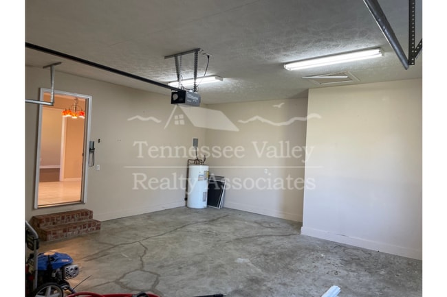 Building Photo - 1513 Mayapple Dr