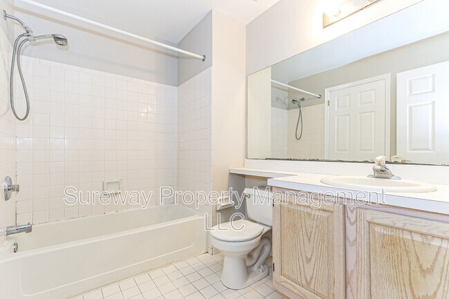Building Photo - 4406 Aberdeen Ln