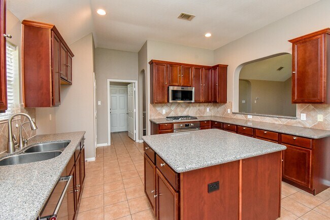 Building Photo - 13007 Northwood Glen Ln
