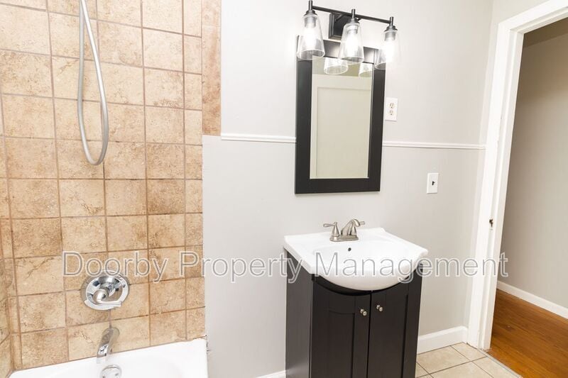 Building Photo - 11412 London Ln