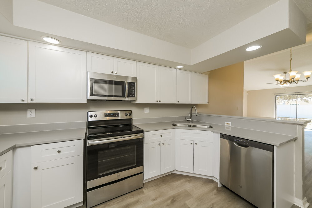 Building Photo - 351 Montgomery Ct