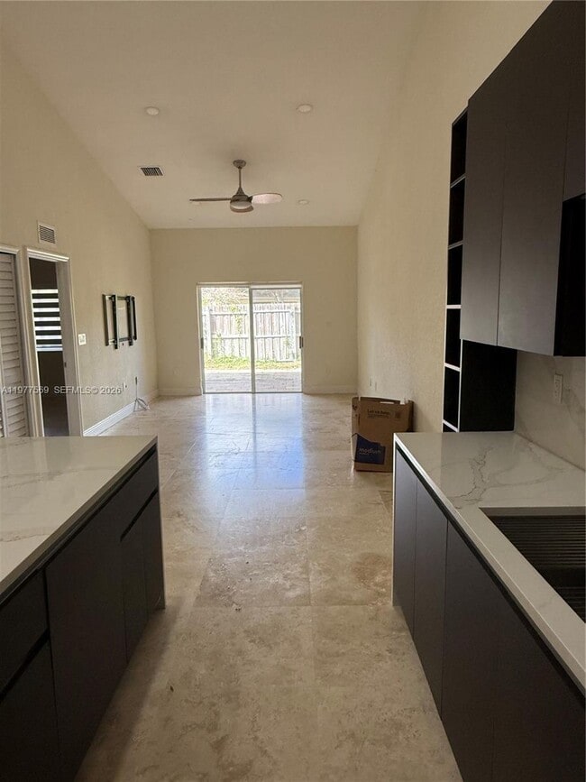 Building Photo - 3227 NE 11th Dr