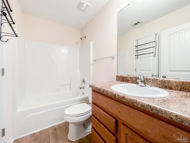 Building Photo - 5853 Bilek Dr