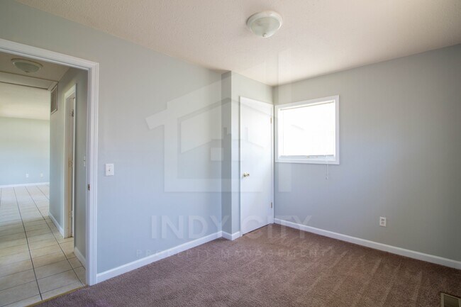 Building Photo - 4532 Bertrand Rd