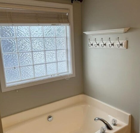 Building Photo - 1043 Jade Ln