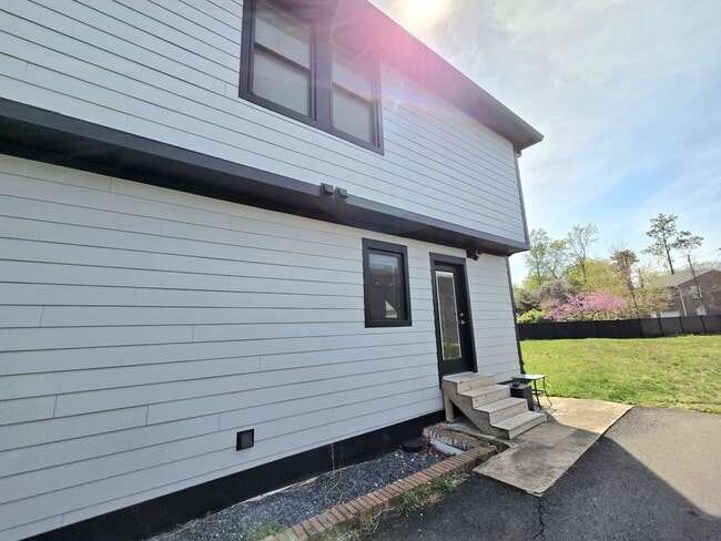 Building Photo - 10810 Norman Ave