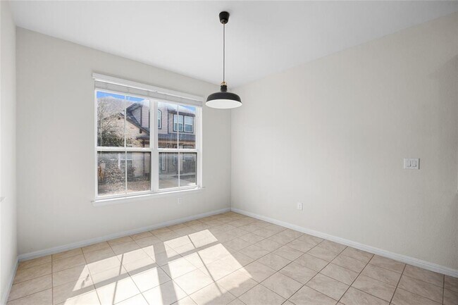 Building Photo - 13700 Sage Grouse Dr