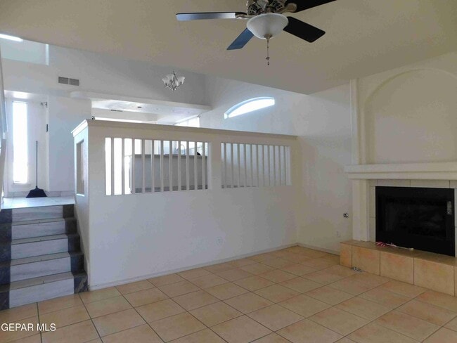 Building Photo - 12736 Tierra Sonora Dr