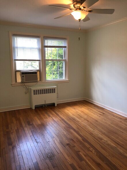 Bedroom 1 photo 1 - 2304 Colston Dr