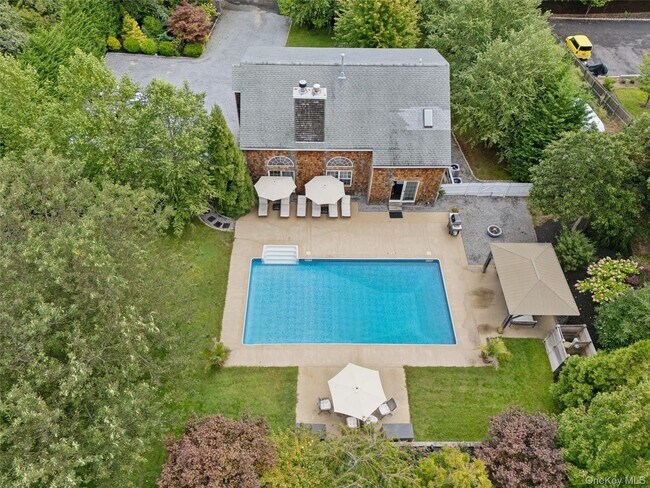 Building Photo - 138 North Rd